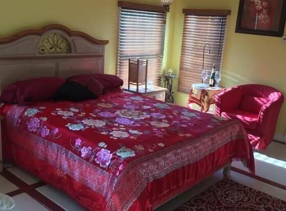 Yellow Emperor Sanctuary allows check-in for 18 year-old guests