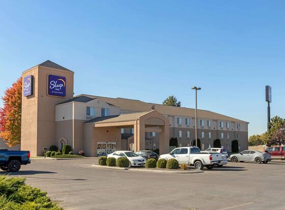 Sleep Inn Ontario allows check-in for 18 year-old guests