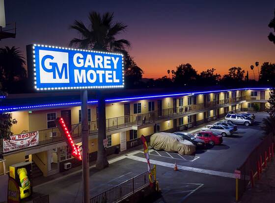 Garey Motel allows check-in for 18 year-old guests