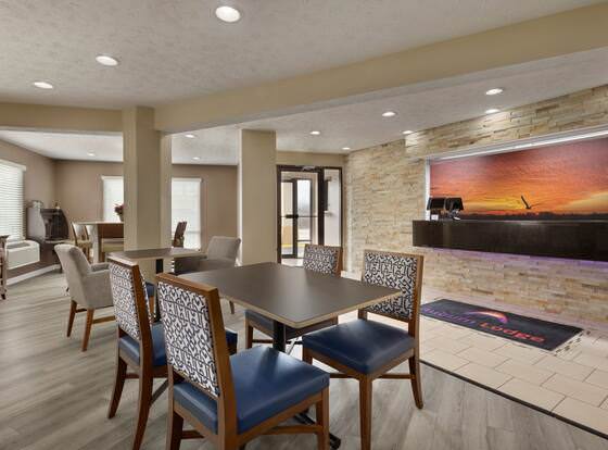 Auburn Lodge Near University allows check-in for 18 year-old guests