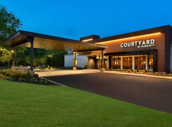 Courtyard by Marriott Lincroft Red Bank allows check-in for 18 year-old guests