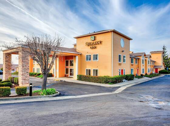 Quality Inn near Six Flags Discovery Kingdom - Napa Valley allows check-in for 18 year-old guests