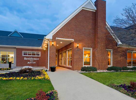 Residence Inn Dallas Lewisville allows check-in for 18 year-old guests