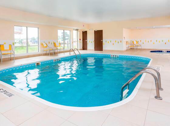 Fairfield Inn & Suites by Marriott Tyler allows check-in for 18 year-old guests