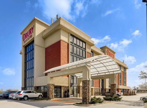 Drury Inn & Suites St. Louis St. Peters allows check-in for 18 year-old guests