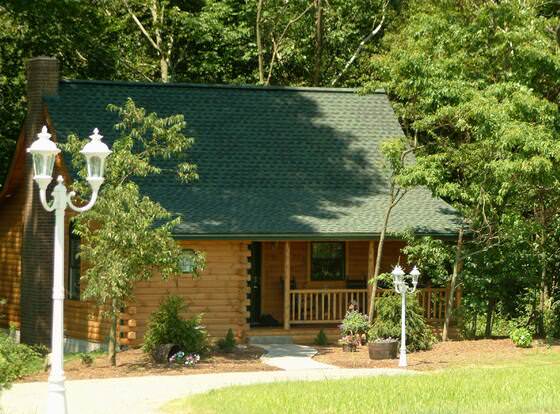 Cricket Hill Lodge & Cabins allows check-in for 18 year-old guests