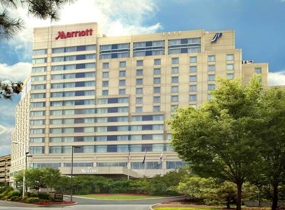 Philadelphia Airport Marriott allows check-in for 18 year-old guests