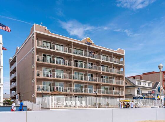 Comfort Inn Boardwalk allows check-in for 18 year-old guests