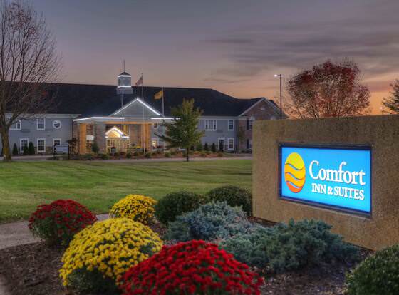 Comfort Inn & Suites and Conference Center allows check-in for 18 year-old guests