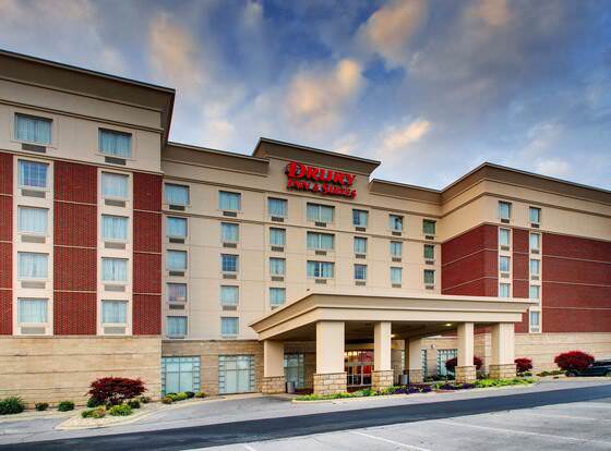 Drury Inn & Suites Findlay allows check-in for 18 year-old guests