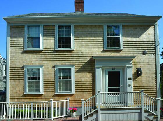 29 India House allows check-in for 18 year-old guests