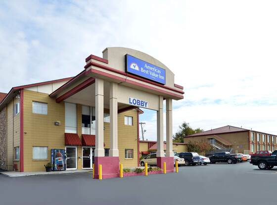 Americas Best Value Inn Tulsa at I-44 allows check-in for 18 year-old guests