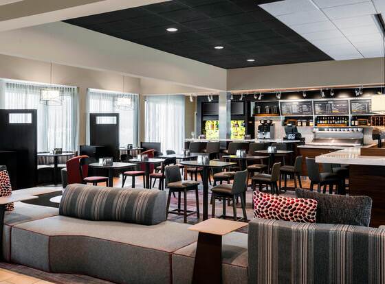 Courtyard by Marriott Chicago O'Hare allows check-in for 18 year-old guests