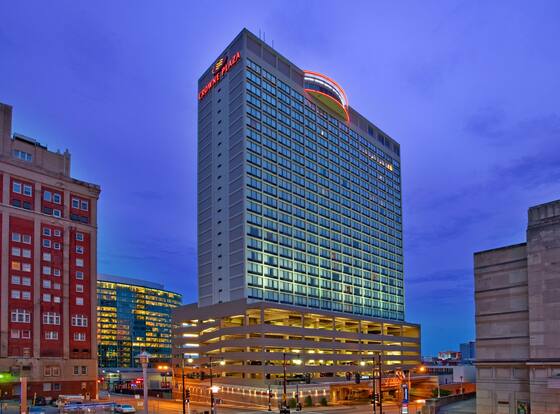Crowne Plaza Kansas City Downtown, an IHG Hotel allows check-in for 18 year-old guests