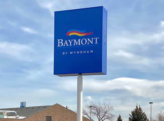 Baymont by Wyndham Gillette allows check-in for 18 year-old guests