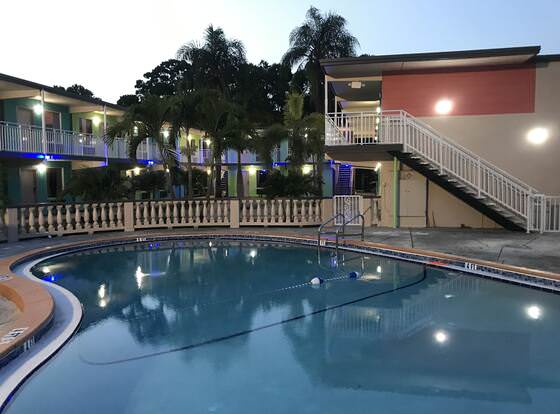 Tropical Inn & Suites allows check-in for 18 year-old guests
