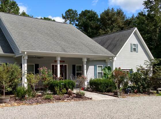 Four Mile Bed & Breakfast allows check-in for 18 year-old guests