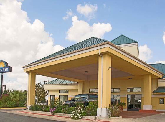 Days Inn by Wyndham Central San Antonio NW Medical Center allows check-in for 18 year-old guests