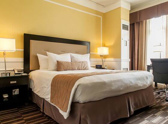 The Pickwick Hotel allows check-in for 18 year-old guests