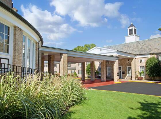 Penn Harris Hotel Harrisburg, Trademark by Wyndham allows check-in for 18 year-old guests