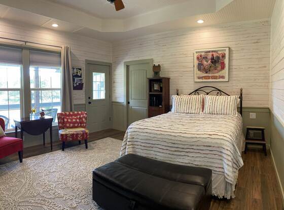 BellaVida B&B and Retreat allows check-in for 18 year-old guests