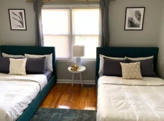 Cozy family-style Buckhead Bungalow allows check-in for 18 year-old guests