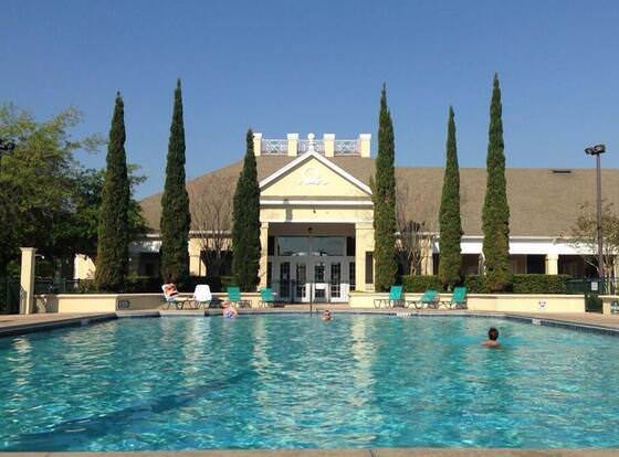 Comfy Home Near Disney and Universal allows check-in for 18 year-old guests