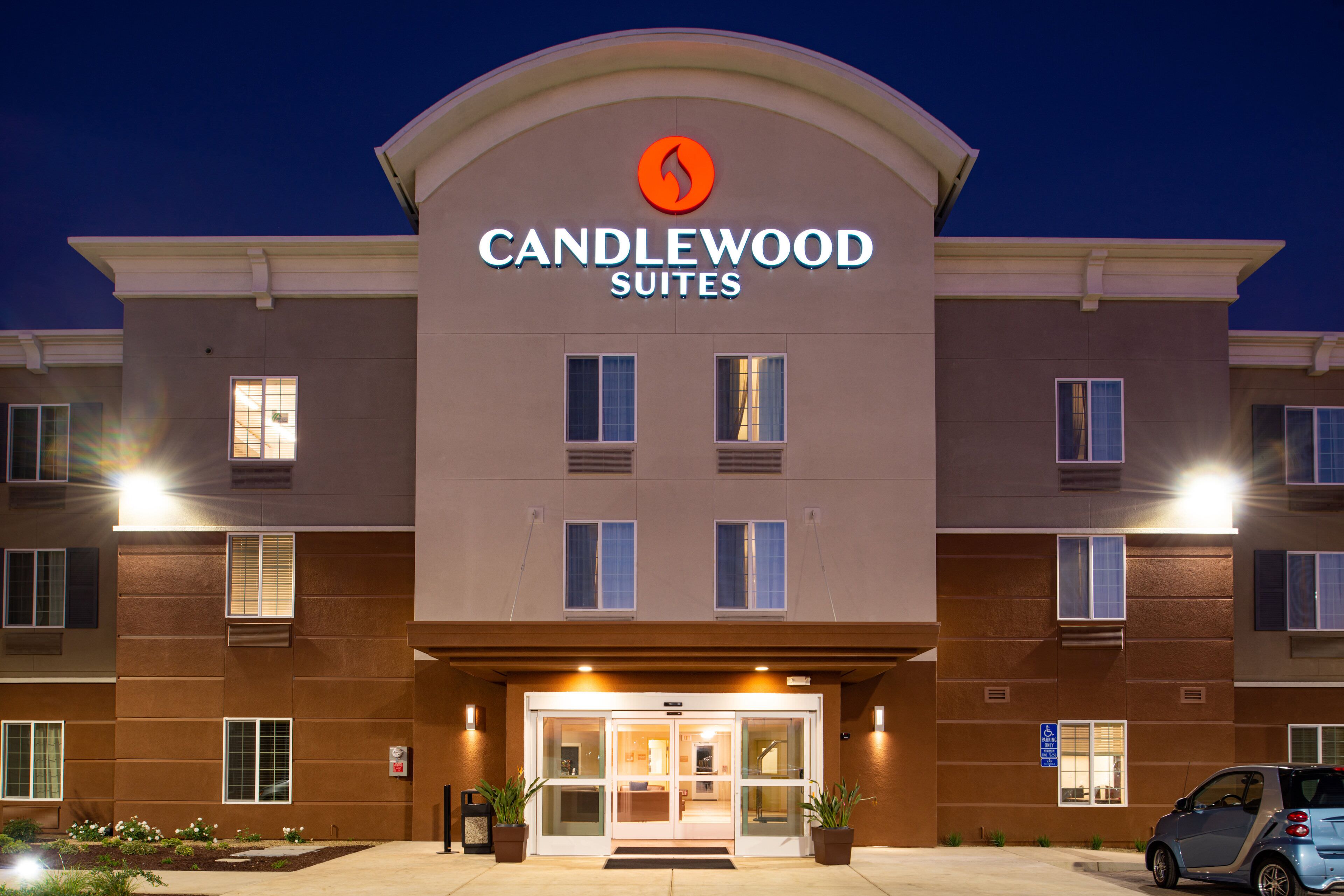 Candlewood Suites Lodi, an IHG Hotel allows check-in for 18 year-old guests