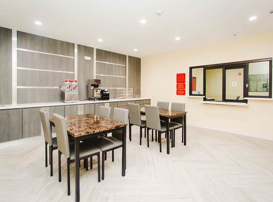 Palace Inn Katy Ft. Bend allows check-in for 18 year-old guests