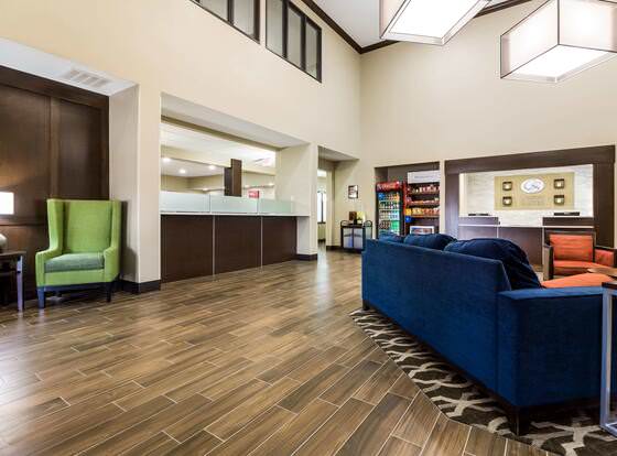 Comfort Suites Sioux Falls allows check-in for 18 year-old guests