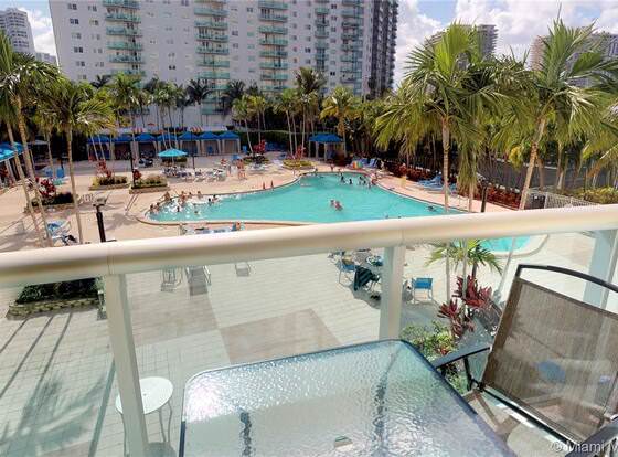 Sunny Isles Condo Resort allows check-in for 18 year-old guests