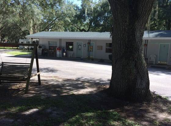 Cindys Motel allows check-in for 18 year-old guests