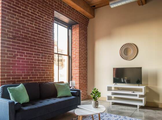 FRONTDESK 1209 Washington Ave Apts Downtown St Louis allows check-in for 18 year-old guests