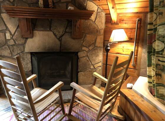 A Cabin In The Woods allows check-in for 18 year-old guests