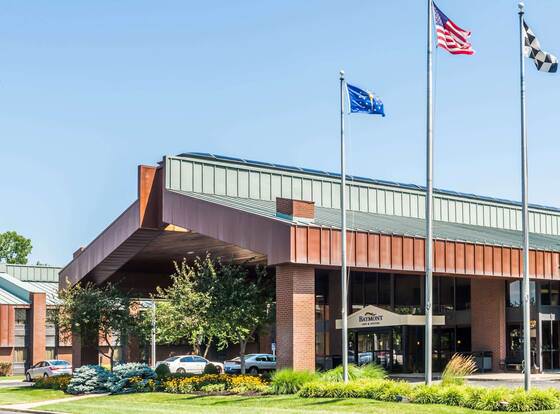 Baymont by Wyndham Indianapolis South allows check-in for 18 year-old guests