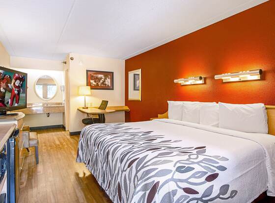 Red Roof Inn Washington DC - Laurel allows check-in for 18 year-old guests