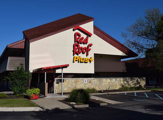 Red Roof Inn PLUS+ University at Buffalo - Amherst allows check-in for 18 year-old guests