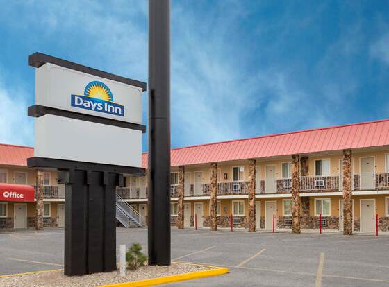 Days Inn by Wyndham Buffalo WY allows check-in for 18 year-old guests
