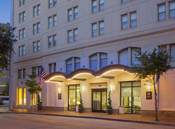 Hyatt Place New Orleans Convention Center allows check-in for 18 year-old guests