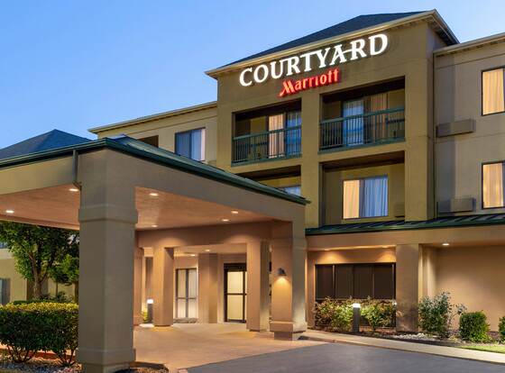Courtyard by Marriott Lubbock allows check-in for 18 year-old guests