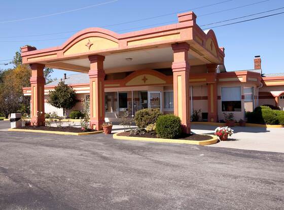 Americas Best Value Inn & Suites Williamstown allows check-in for 18 year-old guests