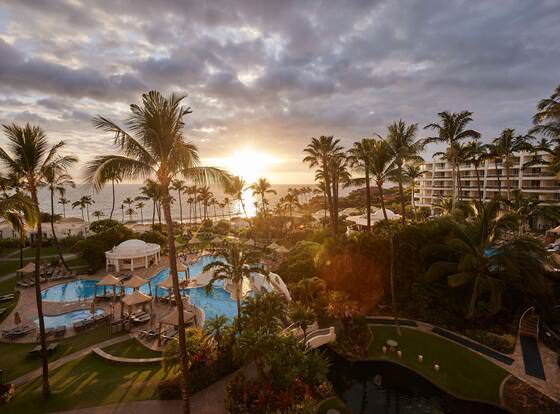 Fairmont Kea Lani Maui allows check-in for 18 year-old guests