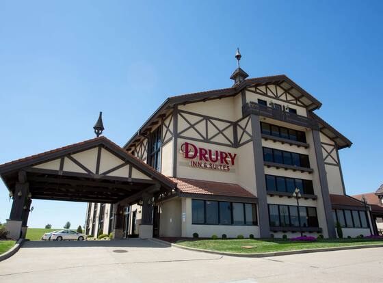 Drury Inn & Suites Jackson MO allows check-in for 18 year-old guests