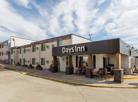 Days Inn by Wyndham Pierre allows check-in for 18 year-old guests