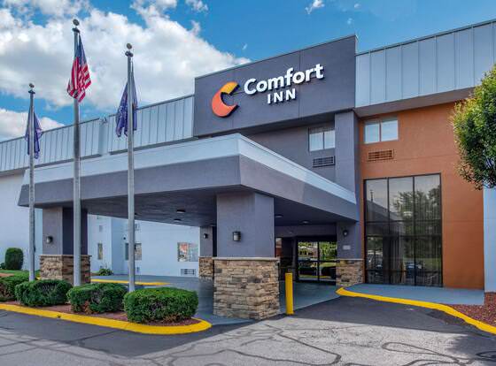 Comfort Inn South allows check-in for 18 year-old guests