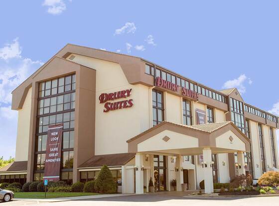 Drury Inn & Suites Paducah allows check-in for 18 year-old guests