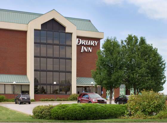 Drury Inn Marion allows check-in for 18 year-old guests