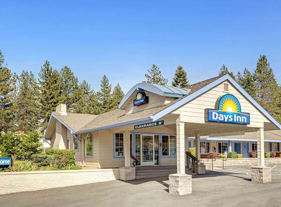 Days Inn by Wyndham South Lake Tahoe allows check-in for 18 year-old guests