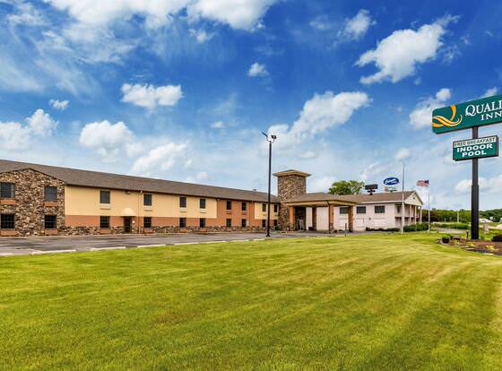 Quality Inn Newton at I-80 allows check-in for 18 year-old guests