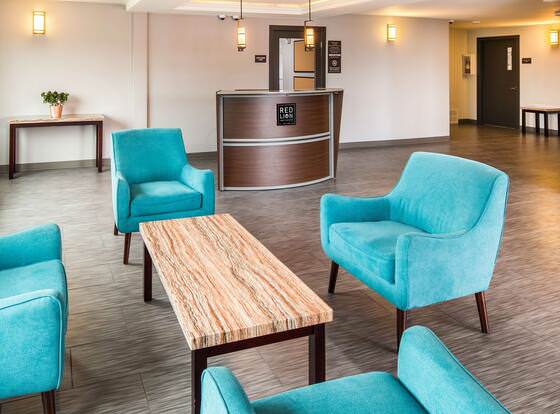 Red Lion Inn & Suites Everett allows check-in for 18 year-old guests